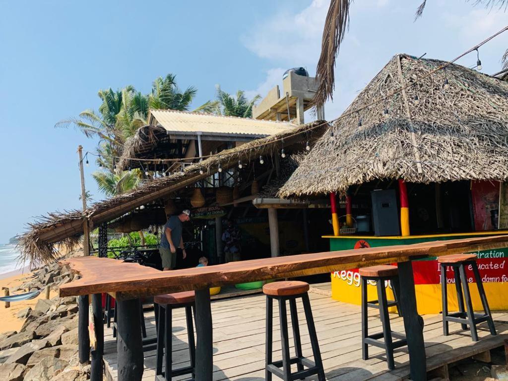 Backpack Beach Hostel & Reggae Bar Bussa Esterno foto