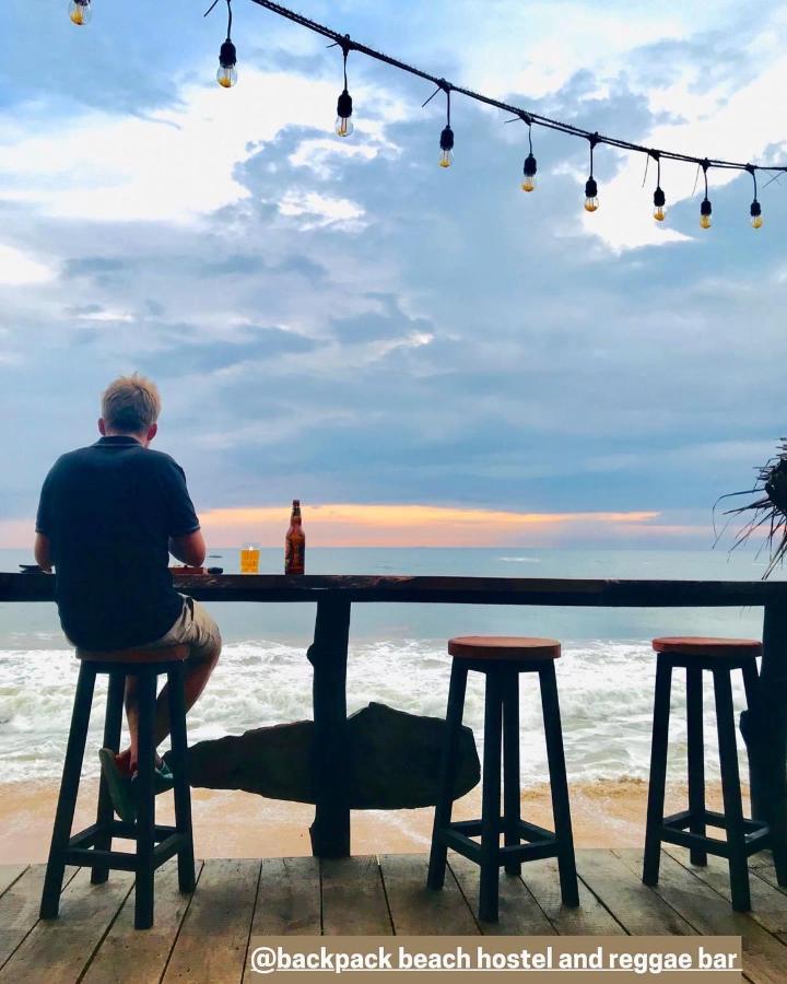 Backpack Beach Hostel & Reggae Bar Bussa Esterno foto