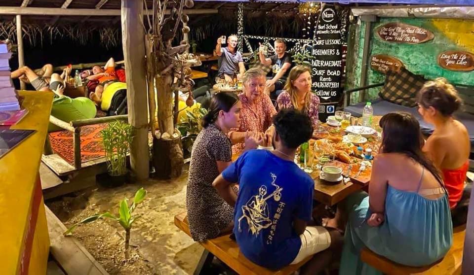 Backpack Beach Hostel & Reggae Bar Bussa Esterno foto