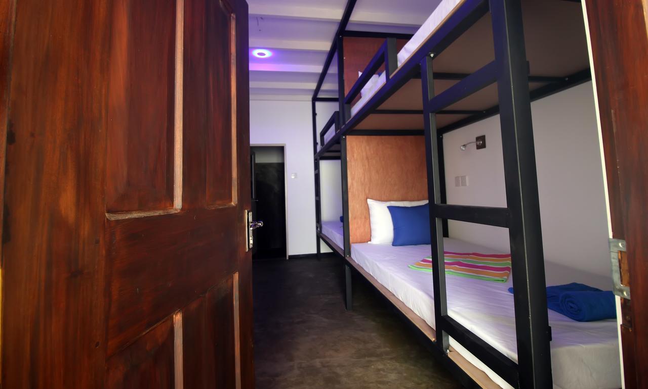 Backpack Beach Hostel & Reggae Bar Bussa Esterno foto