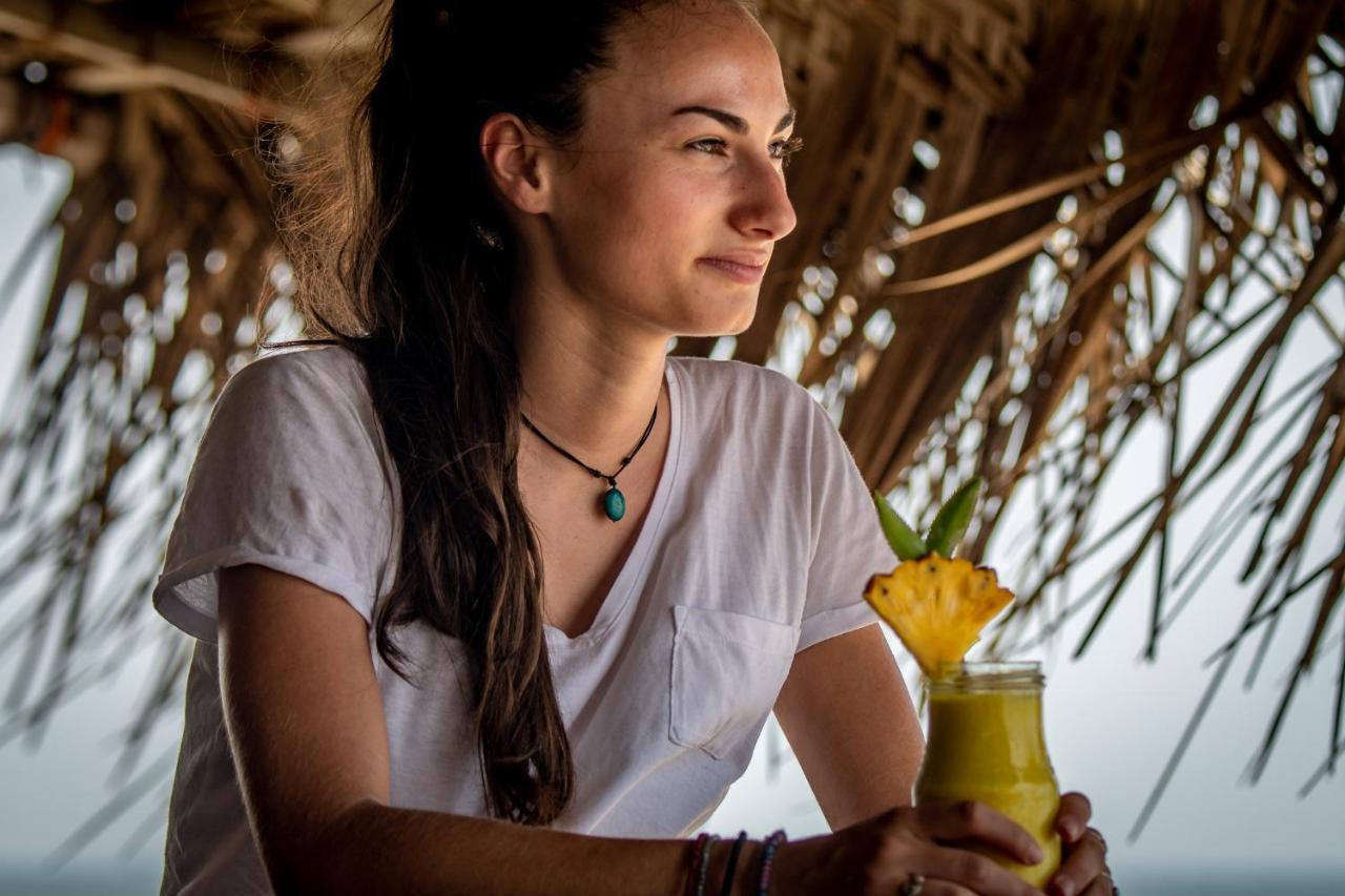 Backpack Beach Hostel & Reggae Bar Bussa Esterno foto